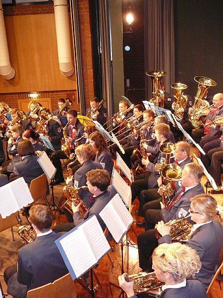 09 04 04 Fruehjahrskonzert MVB (33).JPG